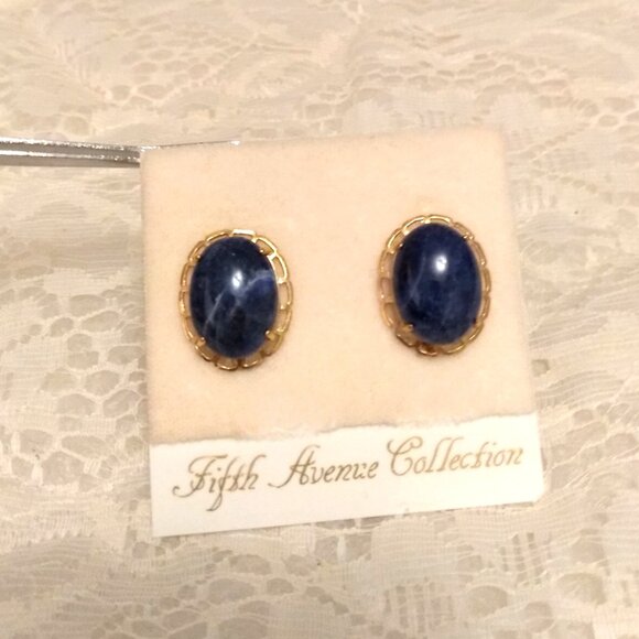 Vintage Gold Tone Oval Blue Stud Earrings Non-Pierced Screw Clip Earrings - Picture 2 of 9